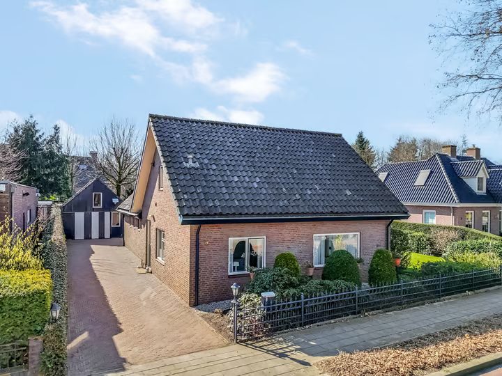 Sprielderweg 8, Putten