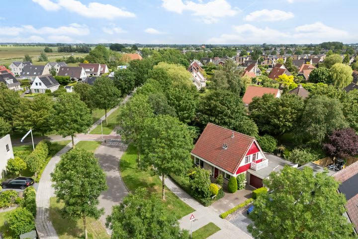 de Pôle 8, Sneek