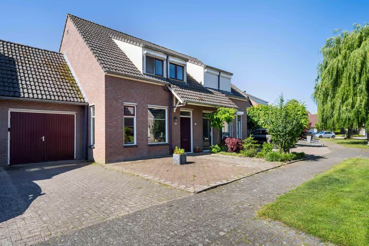 Lindenhof 27, Weert