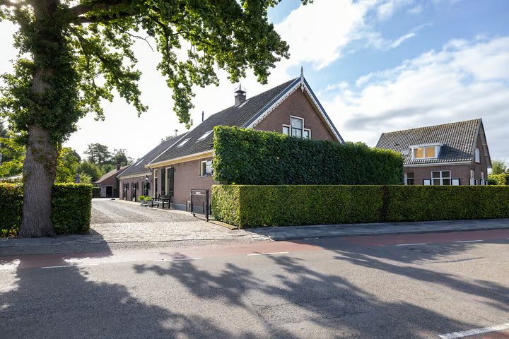 Nieuw-Loosdrechtsedijk 75, Loosdrecht