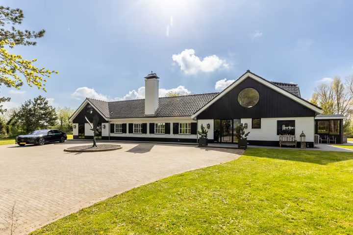 Haringvlietweg 2, Hellevoetsluis