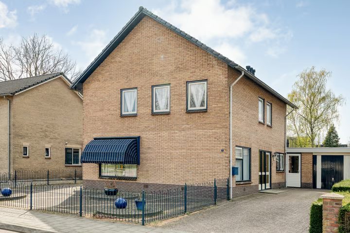 Nieuwstraat 7, Vroomshoop