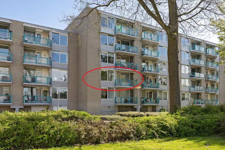 Klepel 125, Emmen