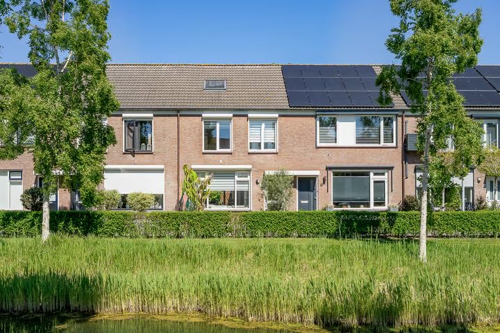 Uranusweg 10, Oude-Tonge