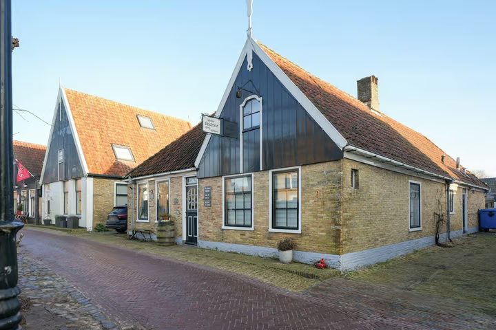 Kerkstraat 11, Oosterend (NH)