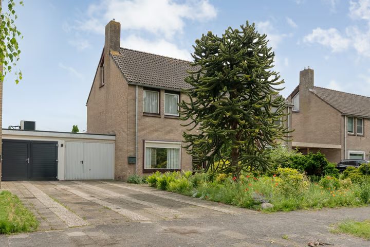 Valkenlaan 36, Hoogeveen