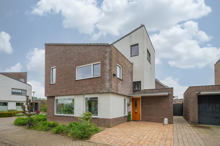 Pascherhof 24, Leunen