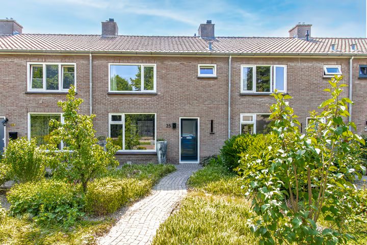 Hogeweg 25, Rossum (GE)