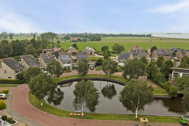 Kromme Warren 56, Echtenerbrug