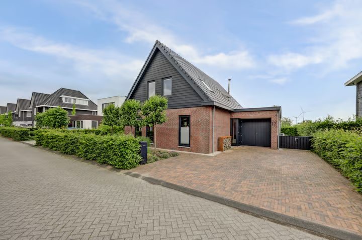 De Stijl 17, Dronten