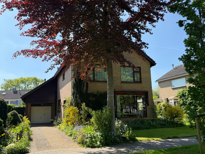 Gysbert Japiksstraat 42, Buitenpost