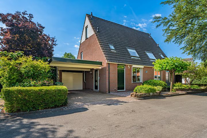 Robert Stolzlaan 4, Hoogezand