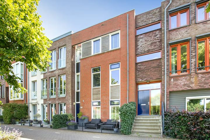 Nabuccosingel 167, Nieuw-Vennep