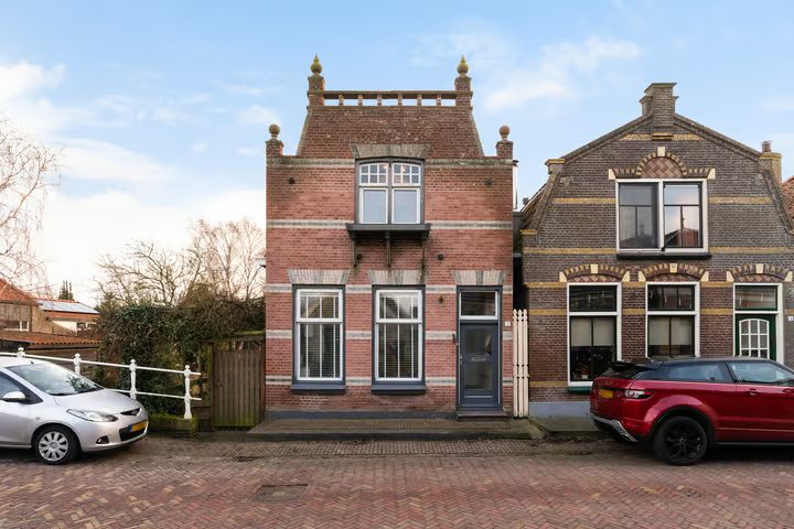 Burgemeester Albertsstraat 18, Stavoren