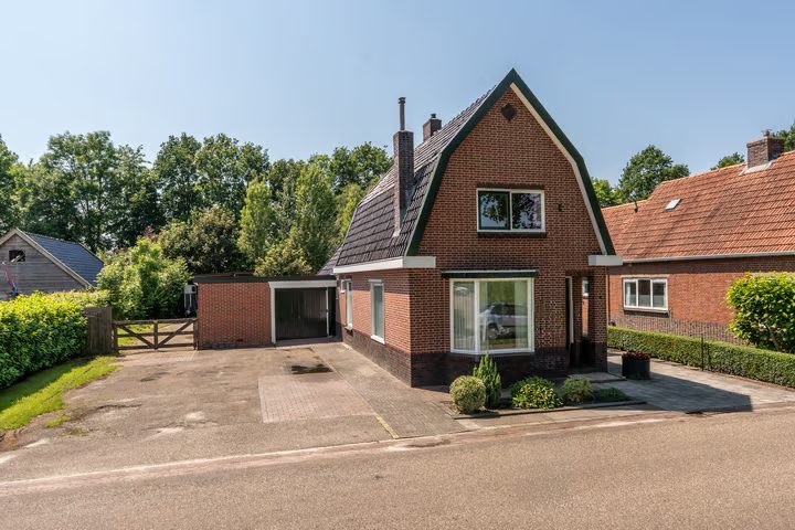 Bronsveenlaan 37, Oude Pekela