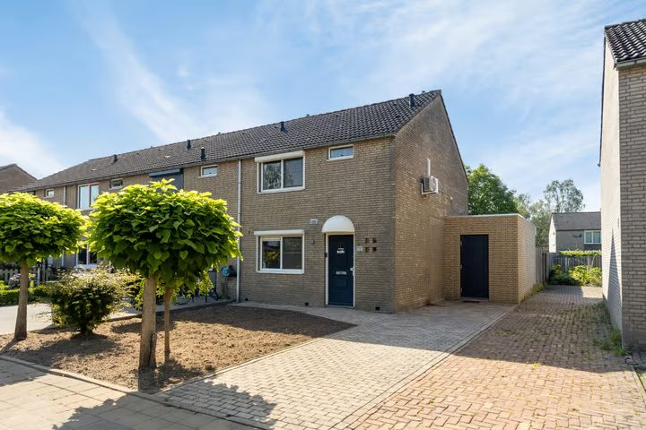 Jacob Clementstraat 10, Budel-Schoot