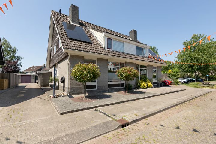 Bonkelaar 26, Sneek
