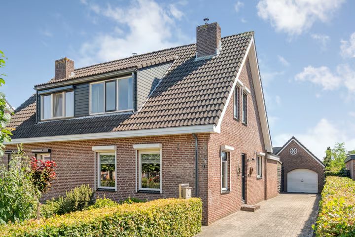 Posthoorn 8, Barger-Compascuum