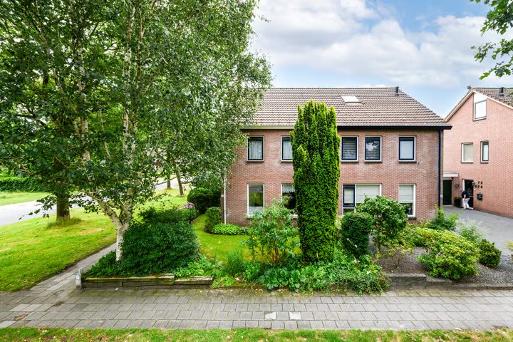 Burgemeester Selhorststraat 66, Gorredijk
