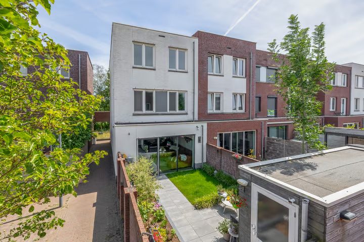 Het Fort 102, Waalwijk