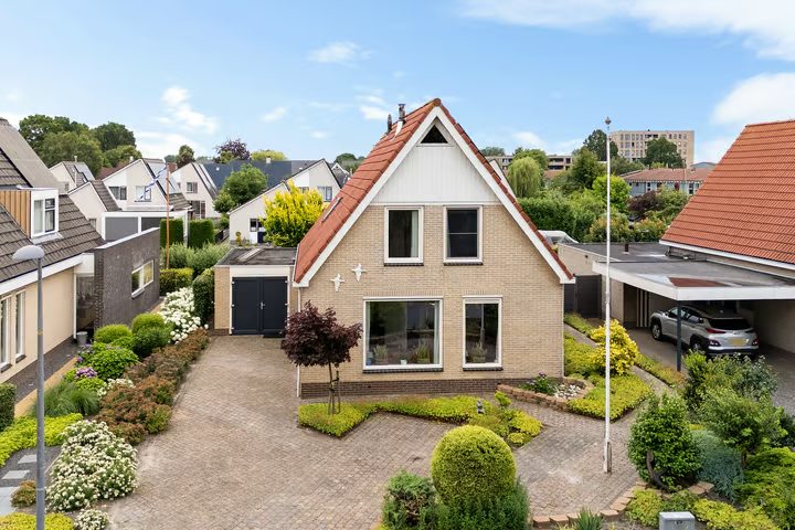 Bolster 105, Heerenveen