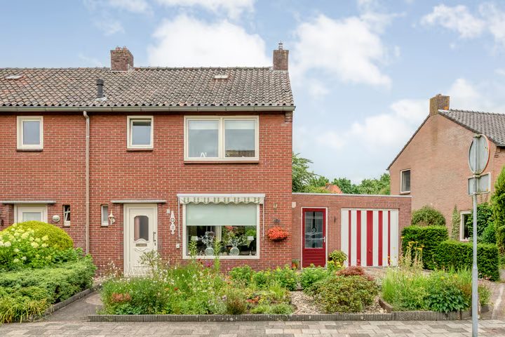 G J Piksenstraat 15, Nijverdal
