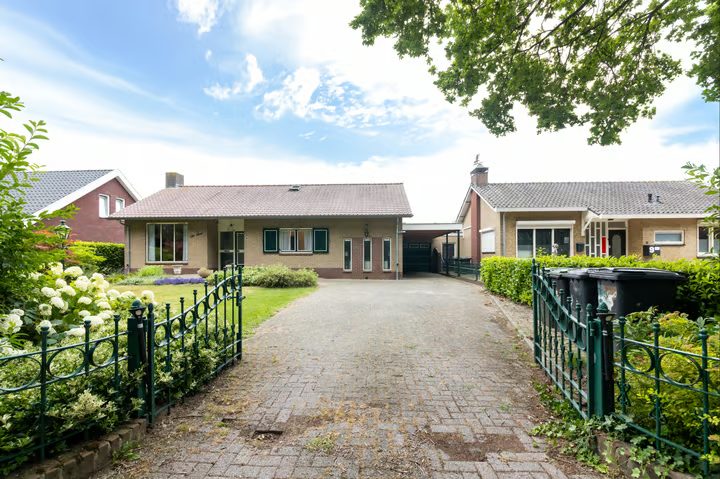 van Rechterenstraat 8, Appeltern