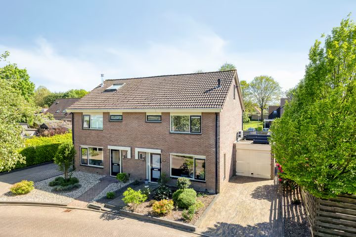 Iekakkers 3, Diever