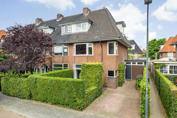 Prins Alexanderlaan 23, Breda