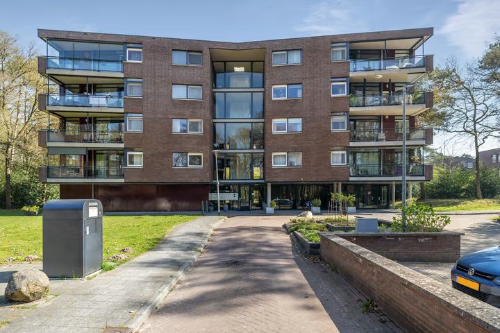 Valtherlaan 215, Emmen