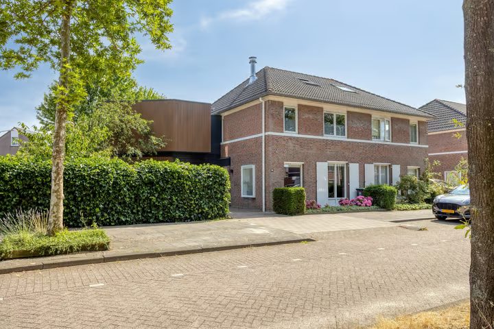 Dubbeldamstraat 12, Tilburg