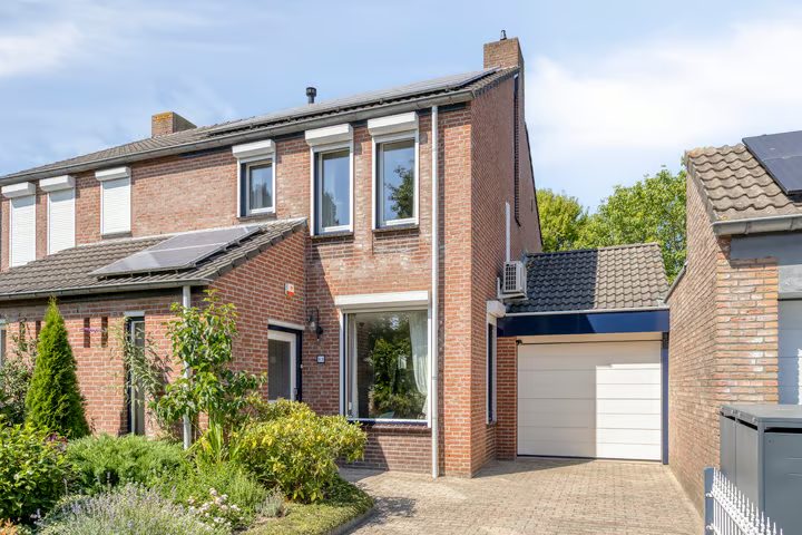 Klutemansstraat 12, Roggel