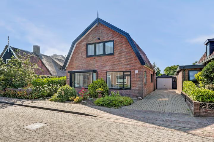Belt 37, Hippolytushoef