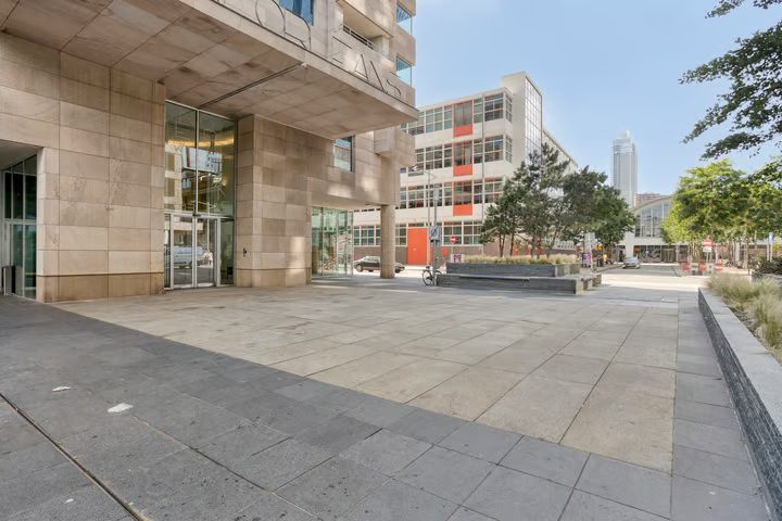 Van der Hoevenplein 76, Rotterdam