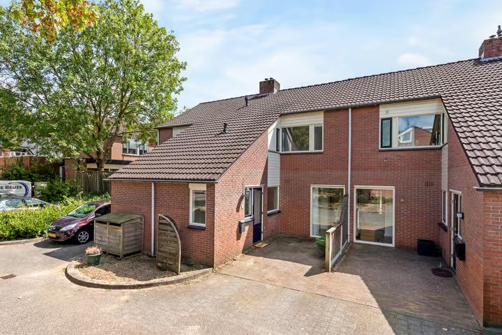 Leeuwebek 18, Oldenzaal