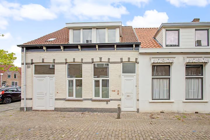 van Bovenstraat 21, Terneuzen
