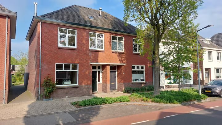 Kerkstraat 32, Weert