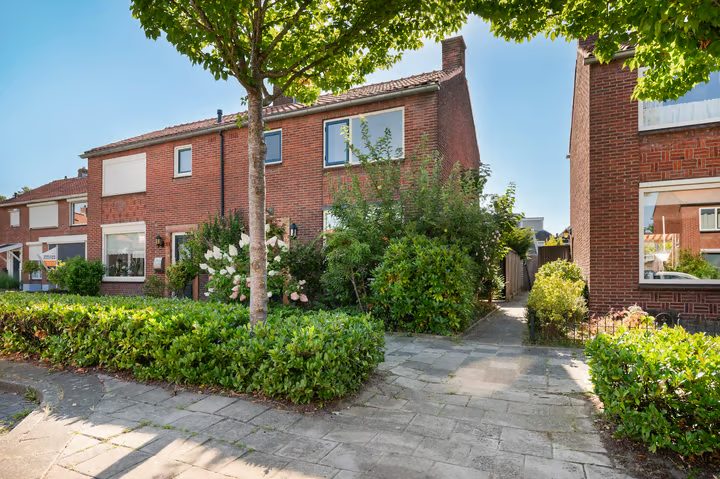 Gezinastraat 15, Hengelo (OV)