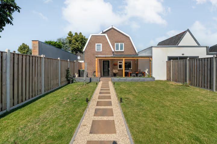 Rijksstraatweg 76, Olst