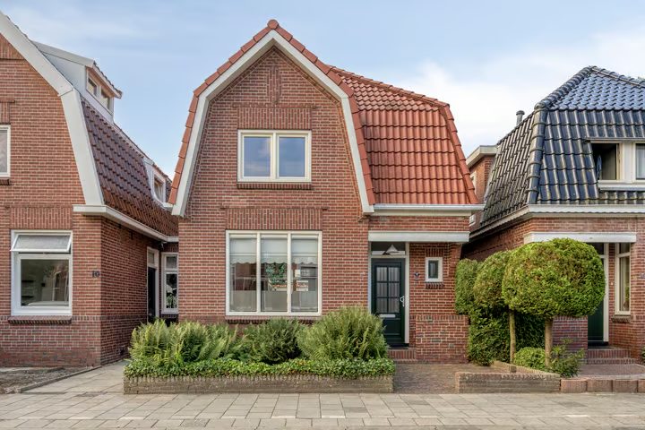 Schoolstraat 12, Veendam