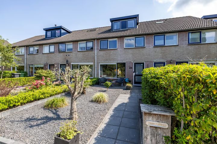 Boerhoorn 23, Glimmen