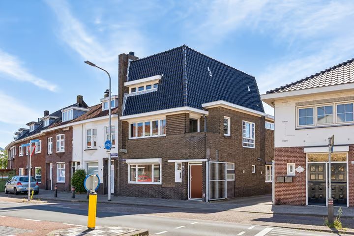 Rosmolenplein 35, Tilburg