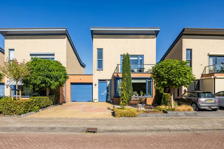 Etudestraat 96, Hellevoetsluis