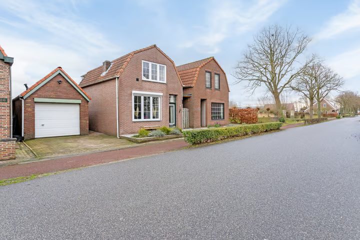 Zandstraat 24, Sas van Gent