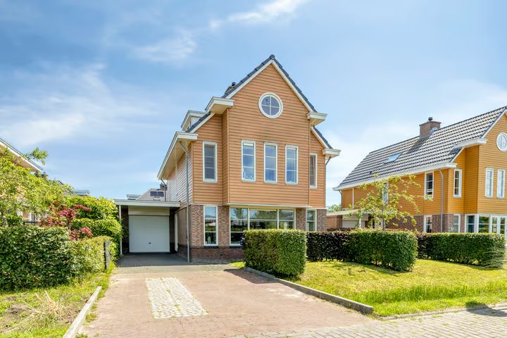 Valkrustlaan 31, Roosendaal