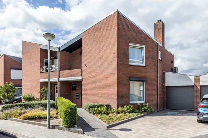 Bonifaciusstraat 6, Brunssum