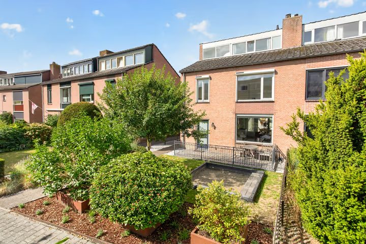 Fresiapad 4, Valkenswaard