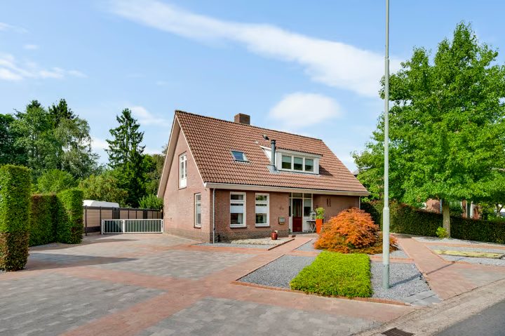 Helmesstraat 12 a, Horst