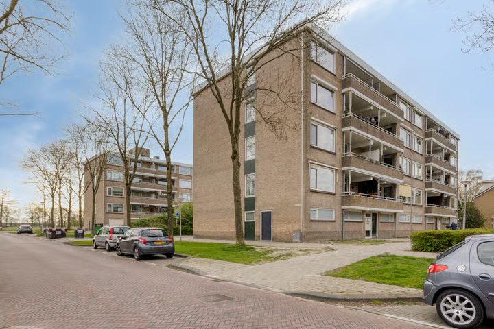J.J. van Deinselaan 358, Enschede