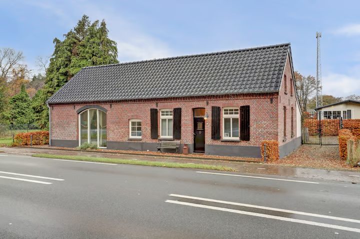 Napoleonsbaan Zuid 46, Baarlo (LI)